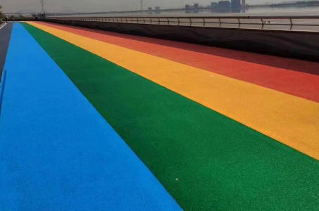 不同道路場景如何選十堰恐龍化工道路標線涂料？